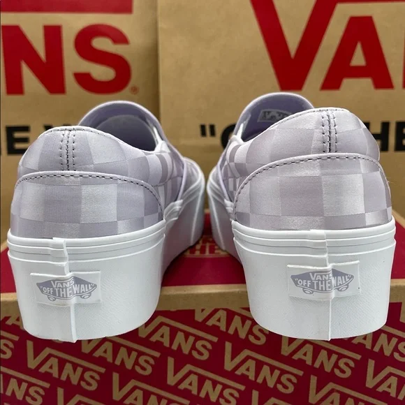 Vans Platform Sneakers Classic Slip-On Stackform
Satin Checkerboard Lilac - Picture 13 of 16